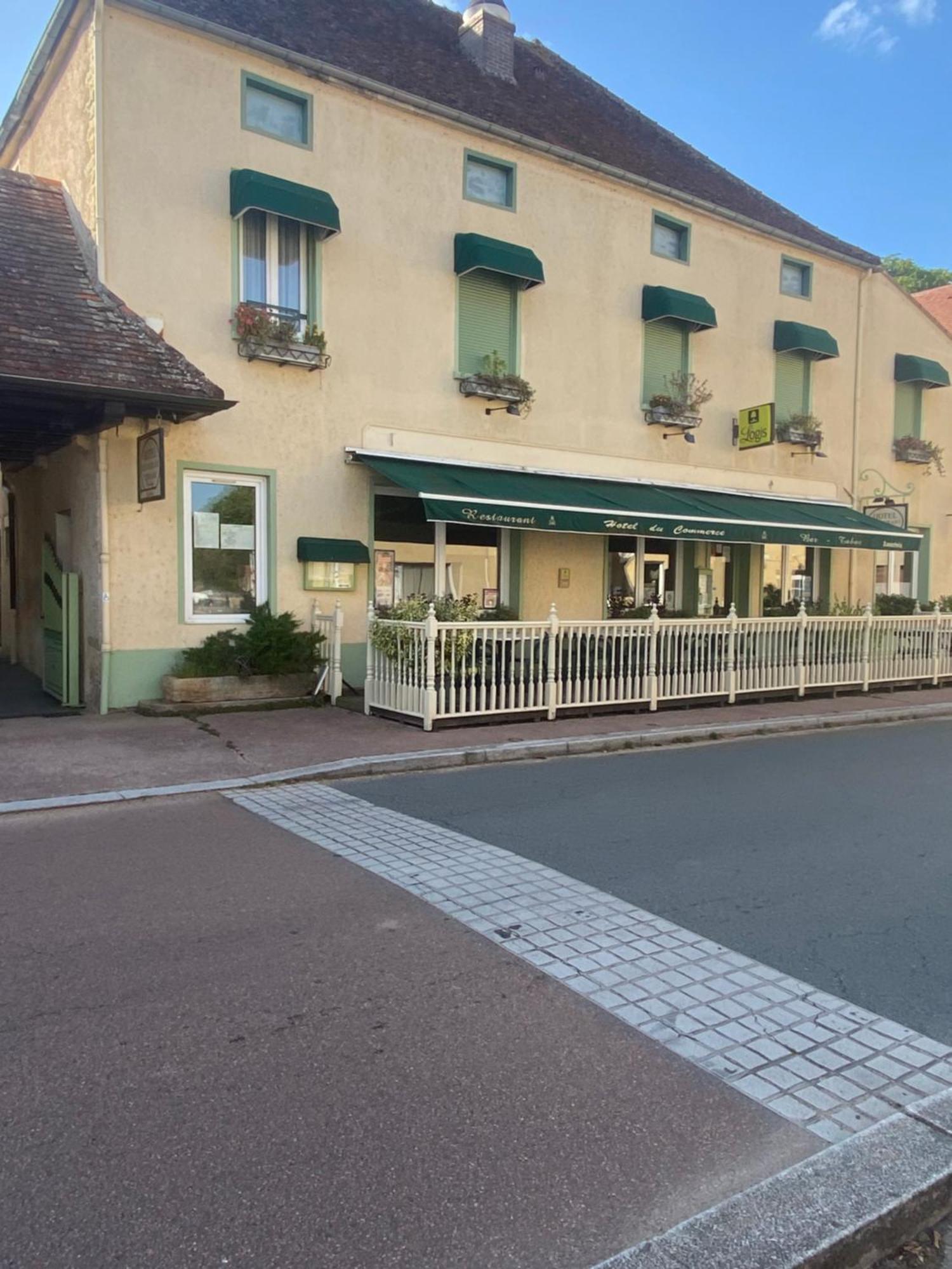 Hotel Du Commerce Joncy Buitenkant foto